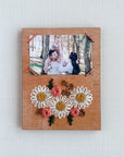 Darling Daisies Embroidered Instant Photo Frame