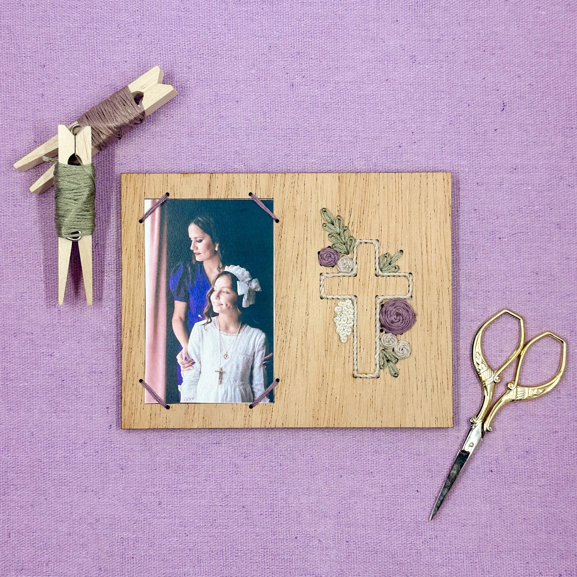 Faithful Floral Swag Cross Instant Photo Frame