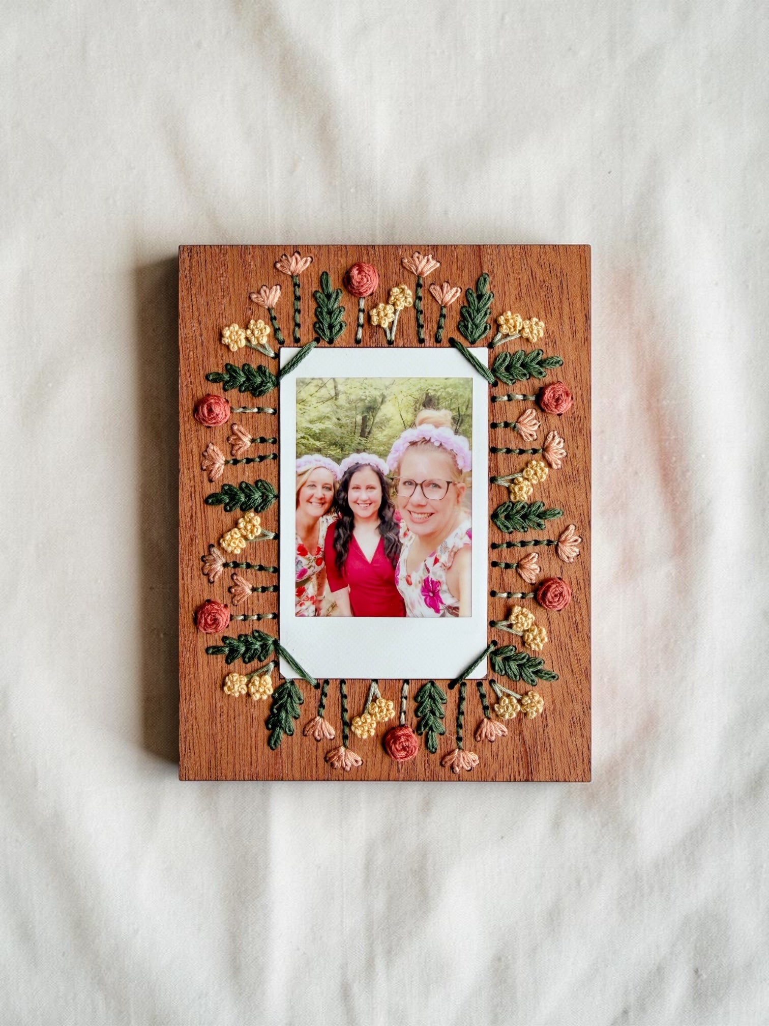 Flower Crown Embroidered Instant Photo Frame
