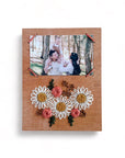 Darling Daisies Embroidered Instant Photo Frame