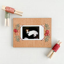  Roses Embroidered Instant Photo Frame